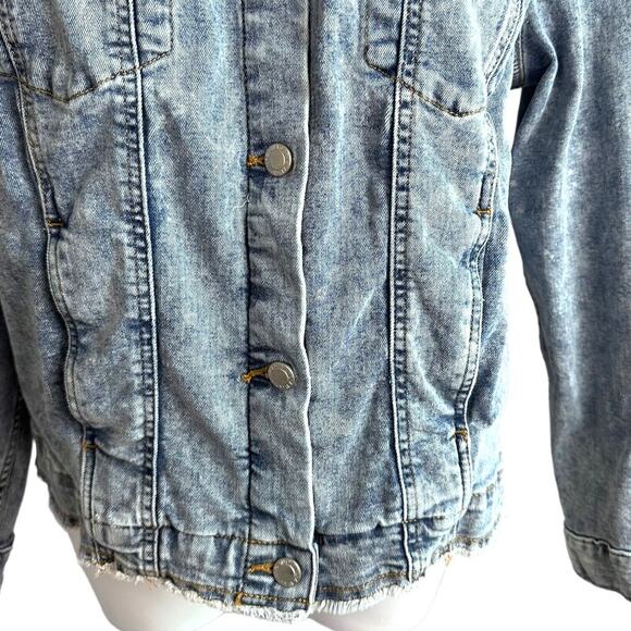 Jean Jacket Simply Vera Wang Sz 2XL Distressed Raw Hem Stretch Blue Stone Washed - Picture 5 of 16